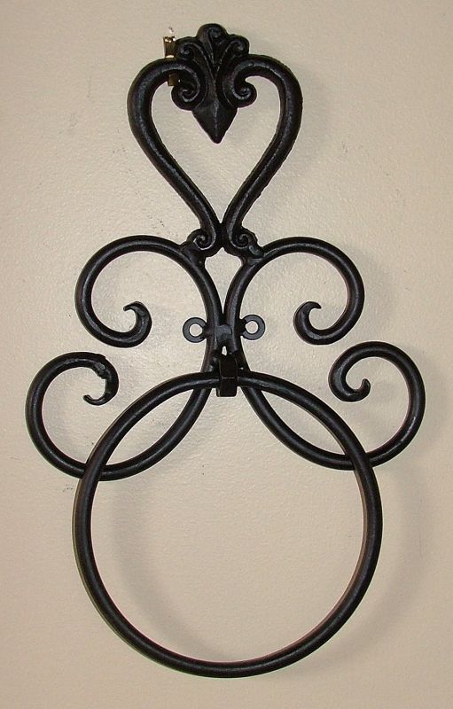 Wrought Iron Bathroom Accessories - Bl/Br - Heart - Wall Towel Ring Black BA09