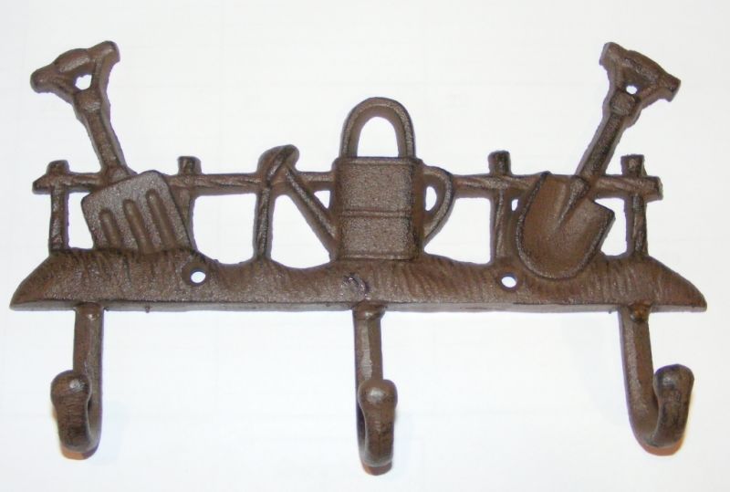 Cast iron Key Rack - 3 Hooks - Rustic Garden Implements  / Tools - Brown - RS106