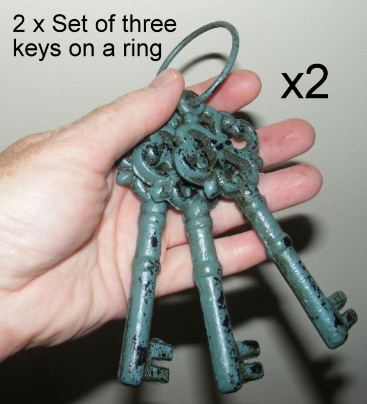 2x Set of 3 Keys on Ring - Cast Iron Metal Old Style Ornament Aqua Teal - DK10